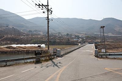 학리 구학마을 입구 썸네일 이미지